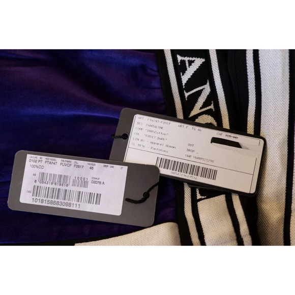 Dolce & Gabbana "Royal Love" Sweatshirt (XS, IT42) + Sweatpants Set (S, IT46) - Picture 11 of 11